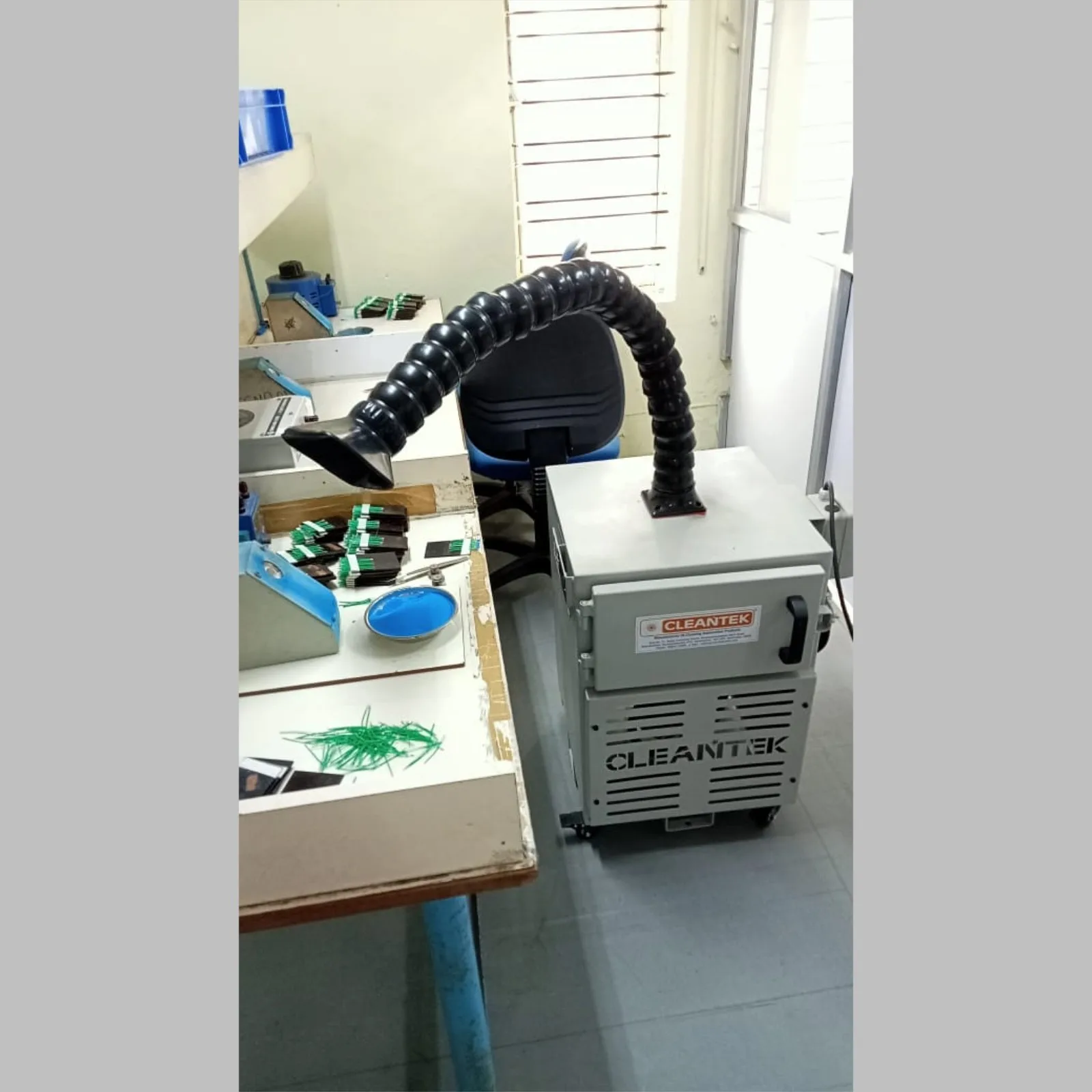 Lead Fume Hazards in Soldering - How Cleantek Fume Extractors Ensure Safe Workplaces